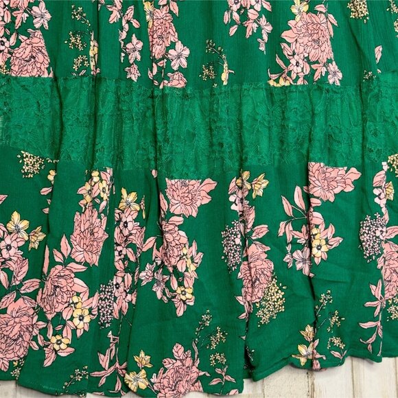 Torrid Gauze Floral Green Smocked Waist Lace Trim Sleeveless Maxi Dress Size 3 - Picture 10 of 10